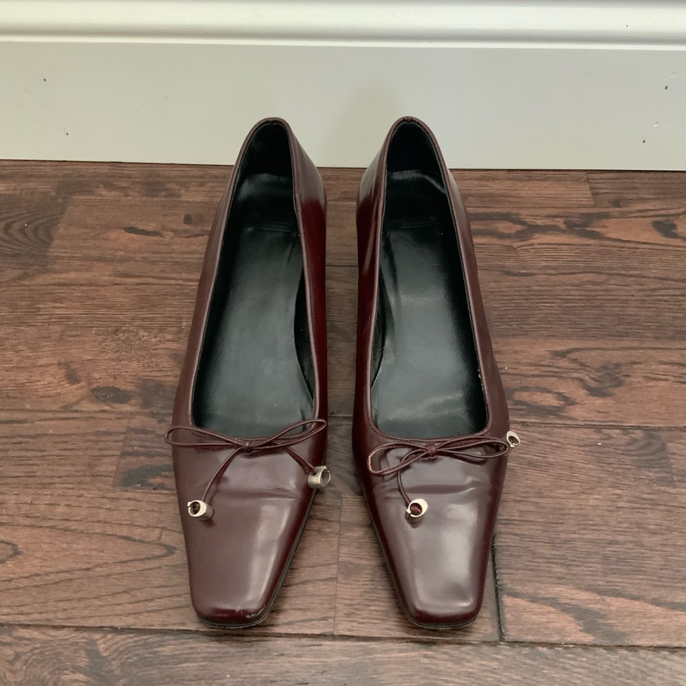 Coach vintage burgundy heels